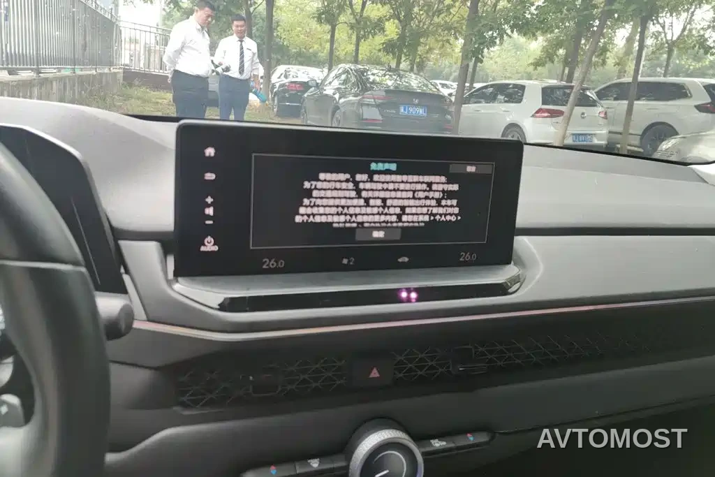 Honda Accord New Energy 2023 2.0L e:PHEV Luxury Edition — фото 10