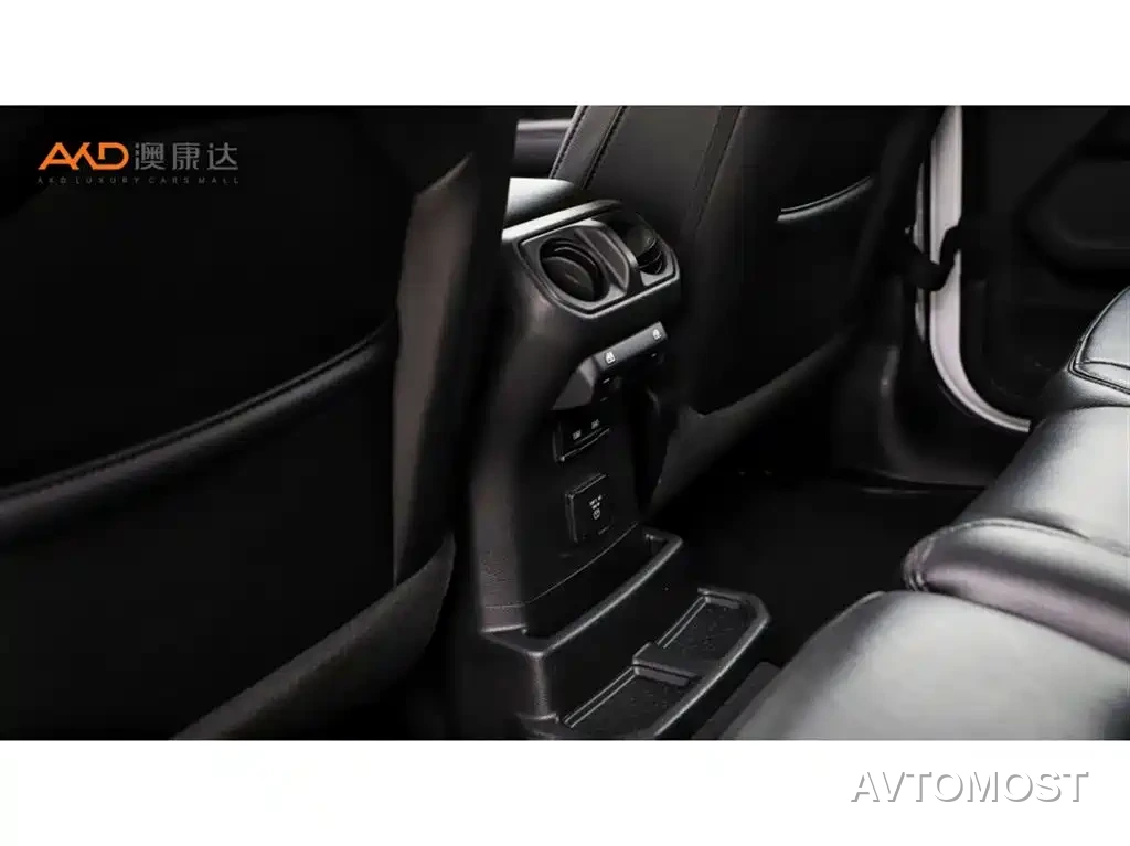 Jeep Wrangler 2022 2.0T Highland 4-Door — фото 9