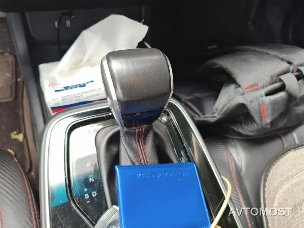 BAIC Beijing U5 PLUS 2021 1.5L CVT Luxury Edition — фото 6