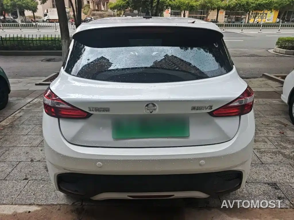 JMCG New Energy Yizhi EV3 2022 Mini Radar Joy Run Edition — фото 5
