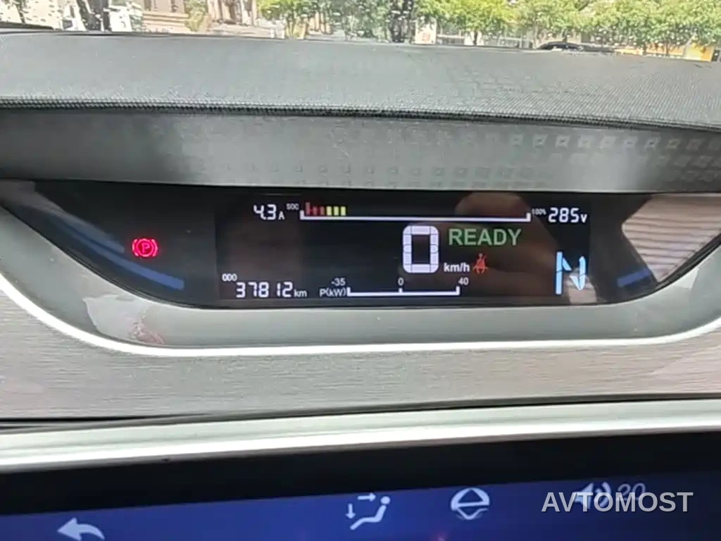 JMCG New Energy Yizhi EV3 2022 Mini Radar Joy Run Edition — фото 11