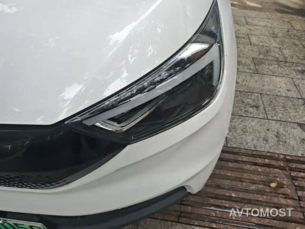 JMCG New Energy Yizhi EV3 2022 Mini Radar Joy Run Edition — фото 23