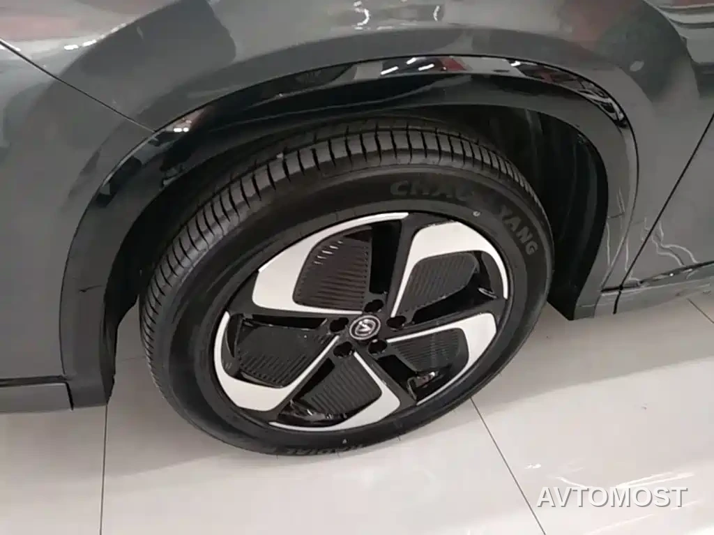 Changan CS75 PLUS iDD 2023 Smart Electric iDD Intelligent Leader Model — фото 20