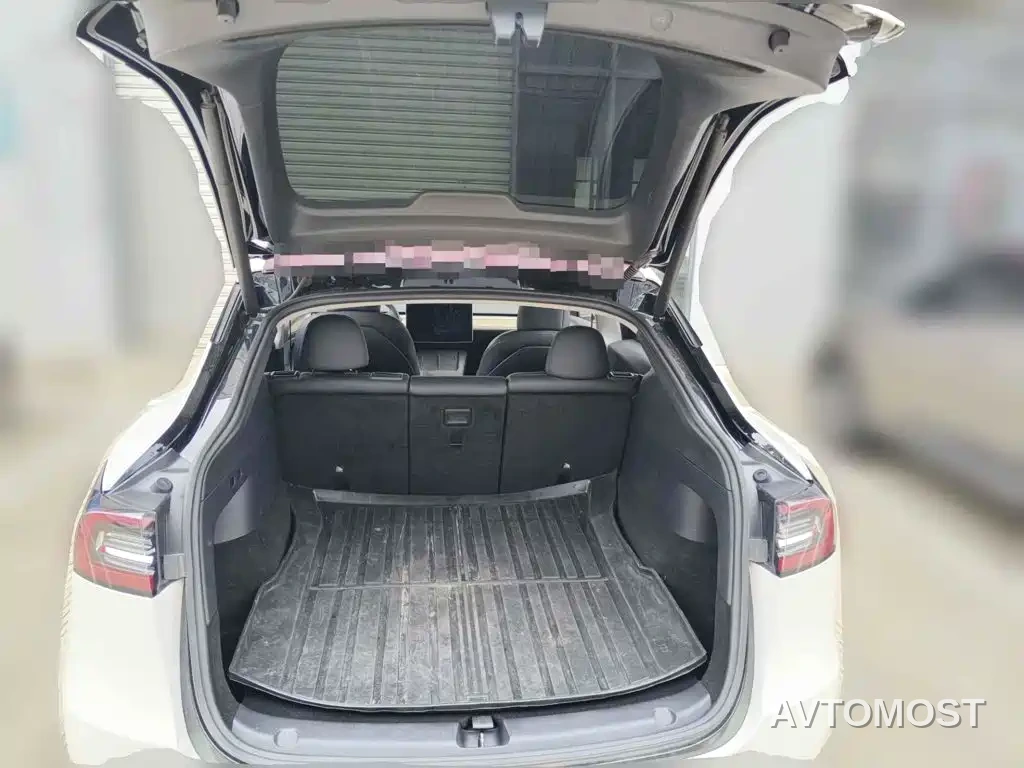 Tesla Model Y 2022 Rear-Wheel Drive Version — фото 13