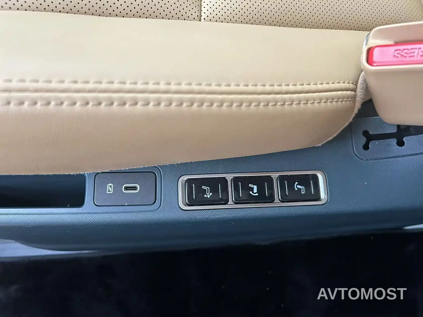 GAC Trumpchi E8 NEV 2024 Model 150km MAX — фото 17