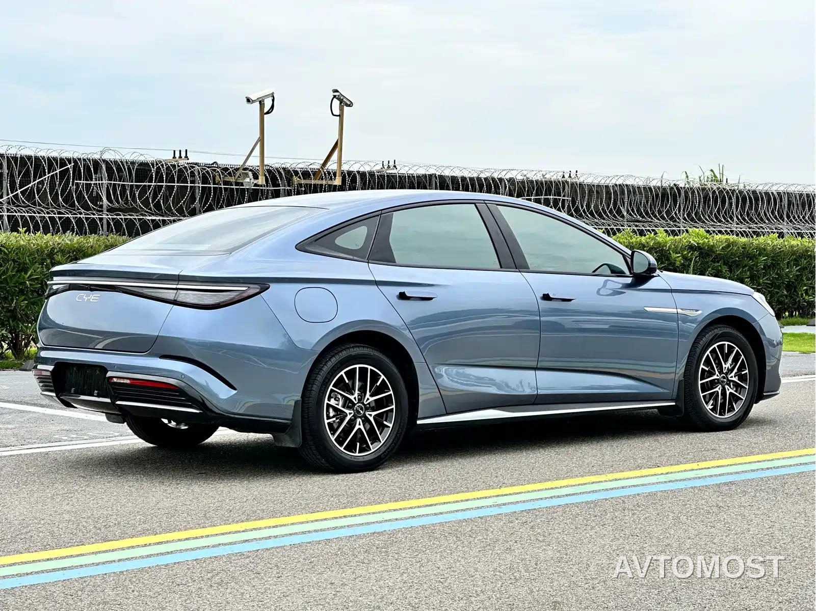 BYD Seal 07 DM-i 2025 DM-i 1.5L 70km Elite — фото 4