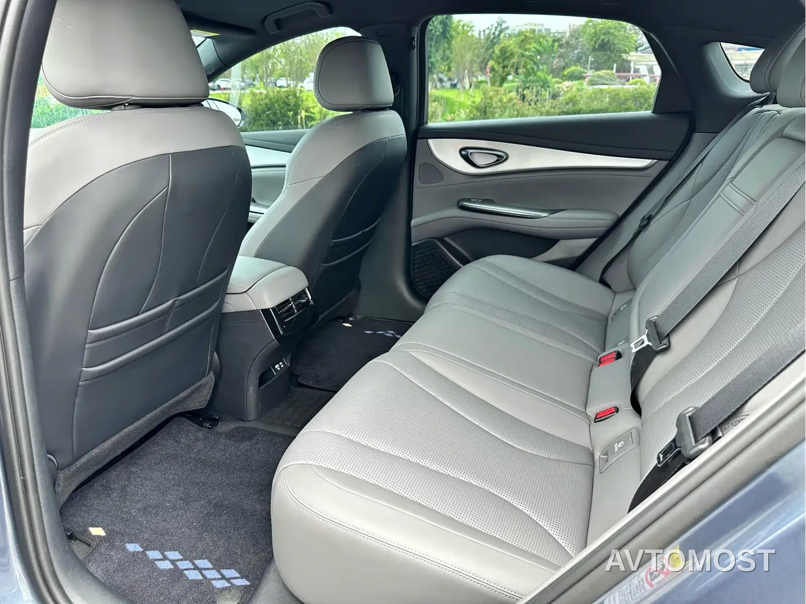 BYD Seal 07 DM-i 2025 DM-i 1.5L 70km Elite — фото 10