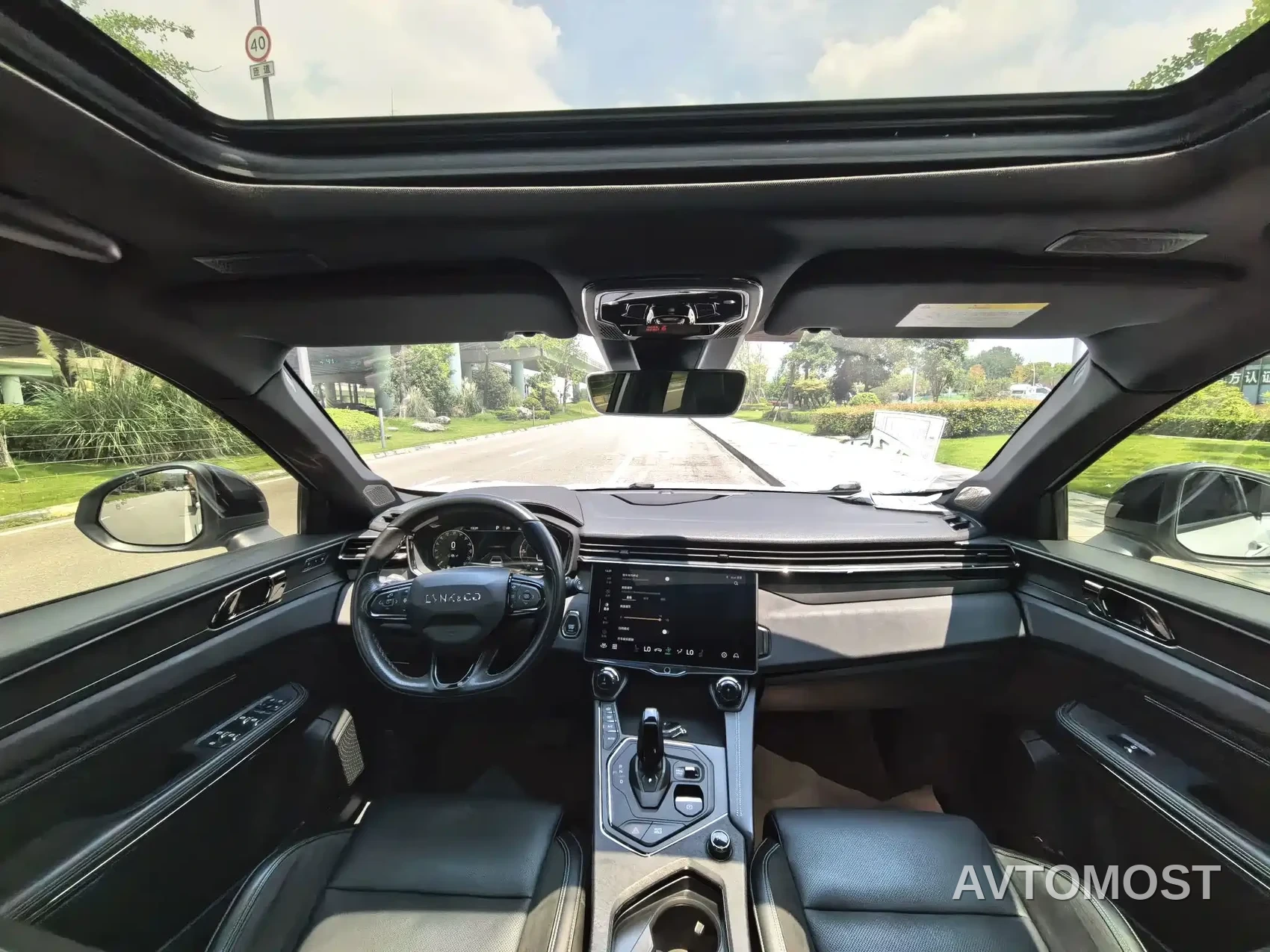 Lynk & Co 01 EM-P 2021 1.5TD PHEV Halo — фото 16