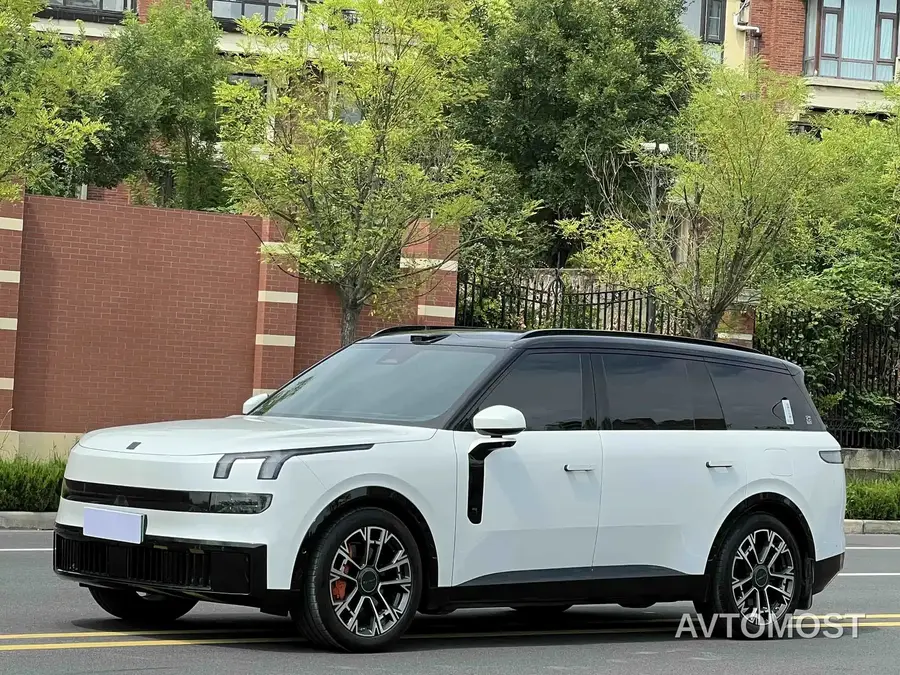 Lynk & Co 900 2025 2.0T Ultra