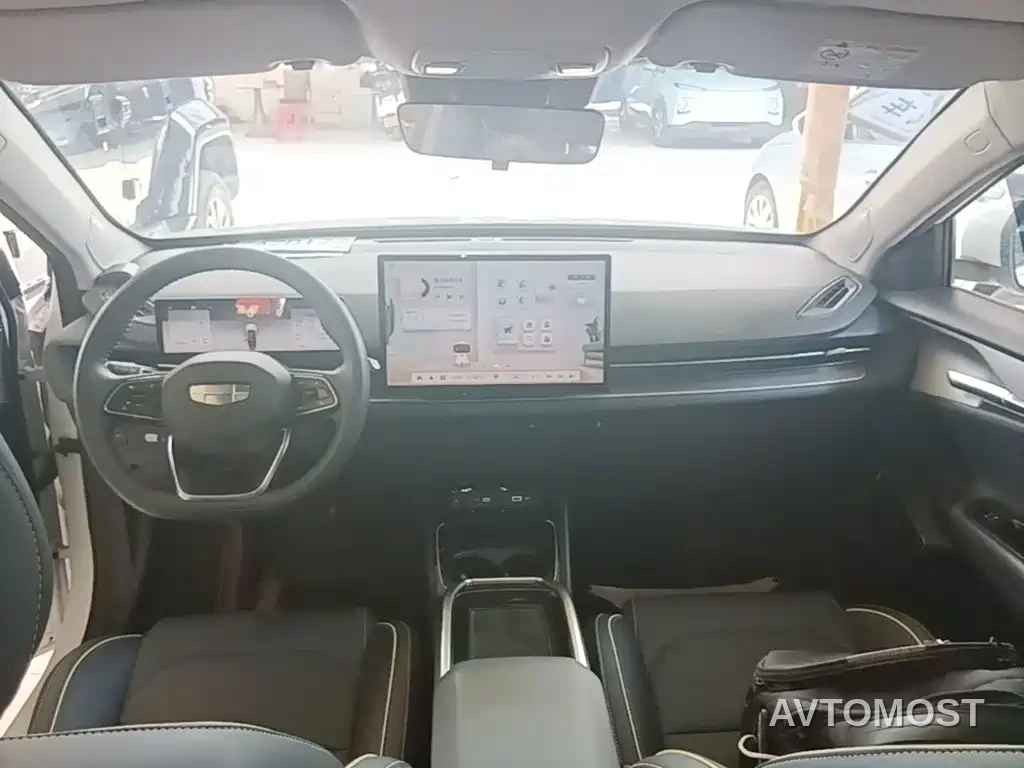 Geely Geometry G6 2024 500KM Premium — фото 10