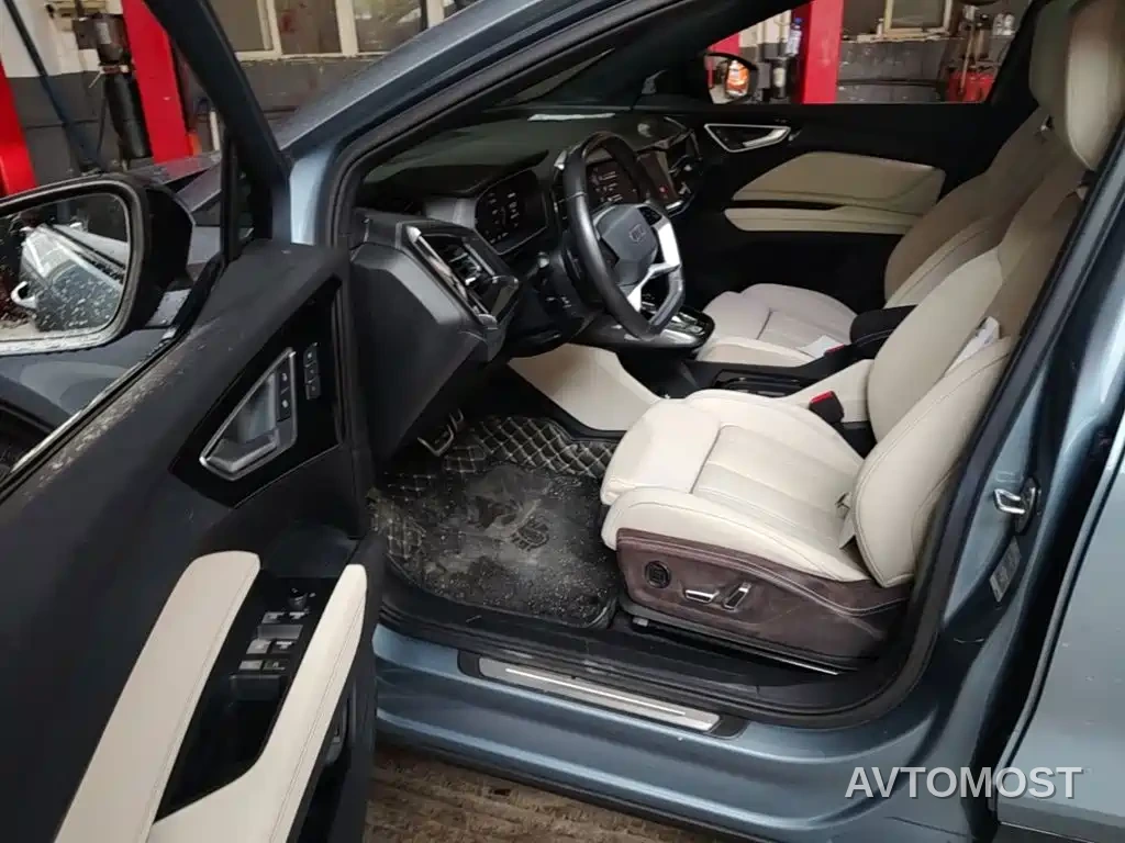 Audi Q4 e-tron 2022 40 e-tron Creation Edition — фото 16