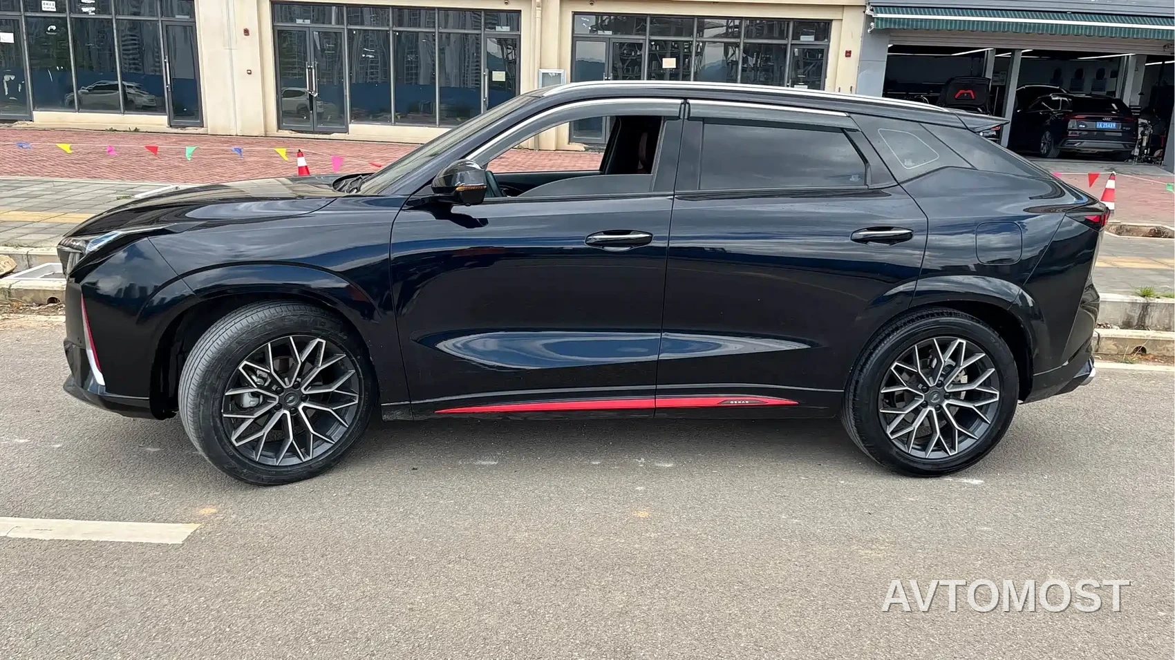 Changan Oshan Z6 2022 Blue Whale 1.5T DCT Intelligent Enjoyment — фото 4