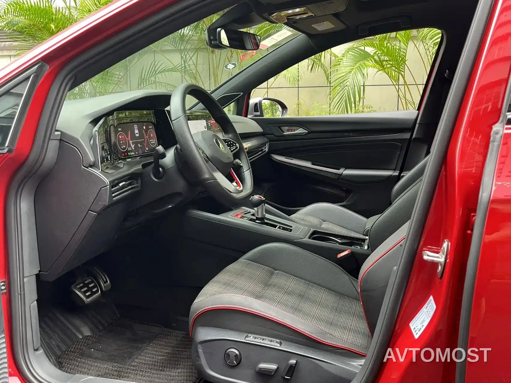 Volkswagen Golf GTI 2021 380TSI DSG GTI — фото 5