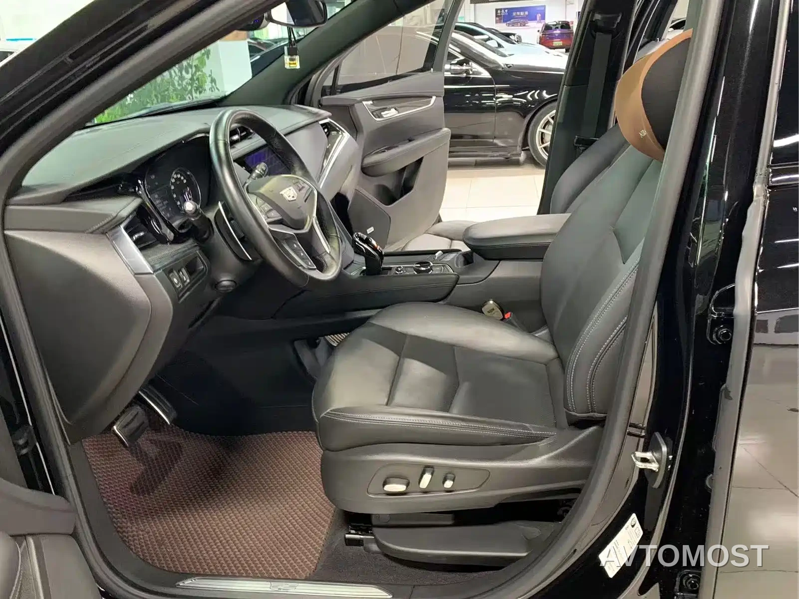Cadillac XT5 2024 2.0T AWD Luxury (Hummingbird Edition) — фото 6