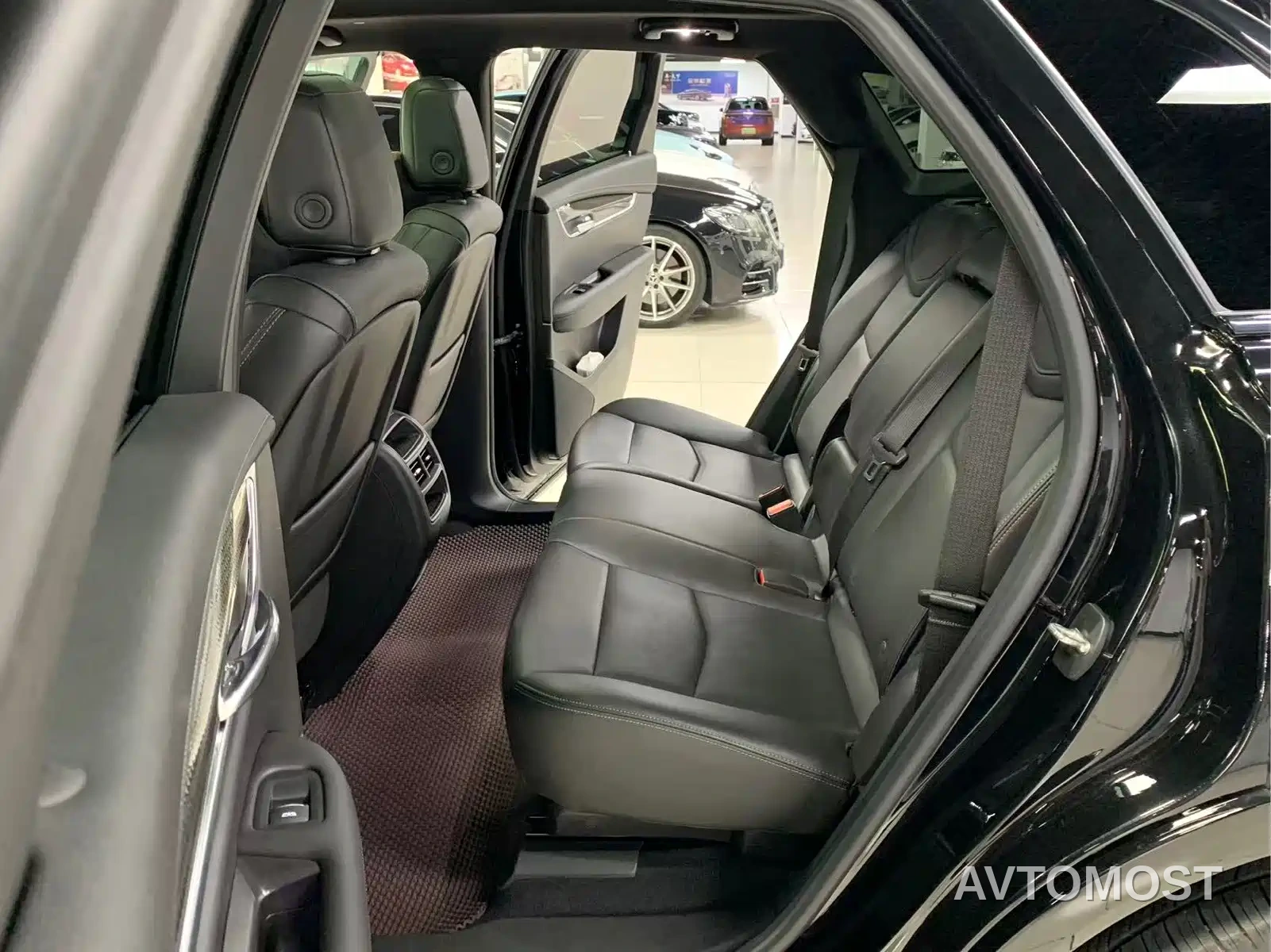 Cadillac XT5 2024 2.0T AWD Luxury (Hummingbird Edition) — фото 7