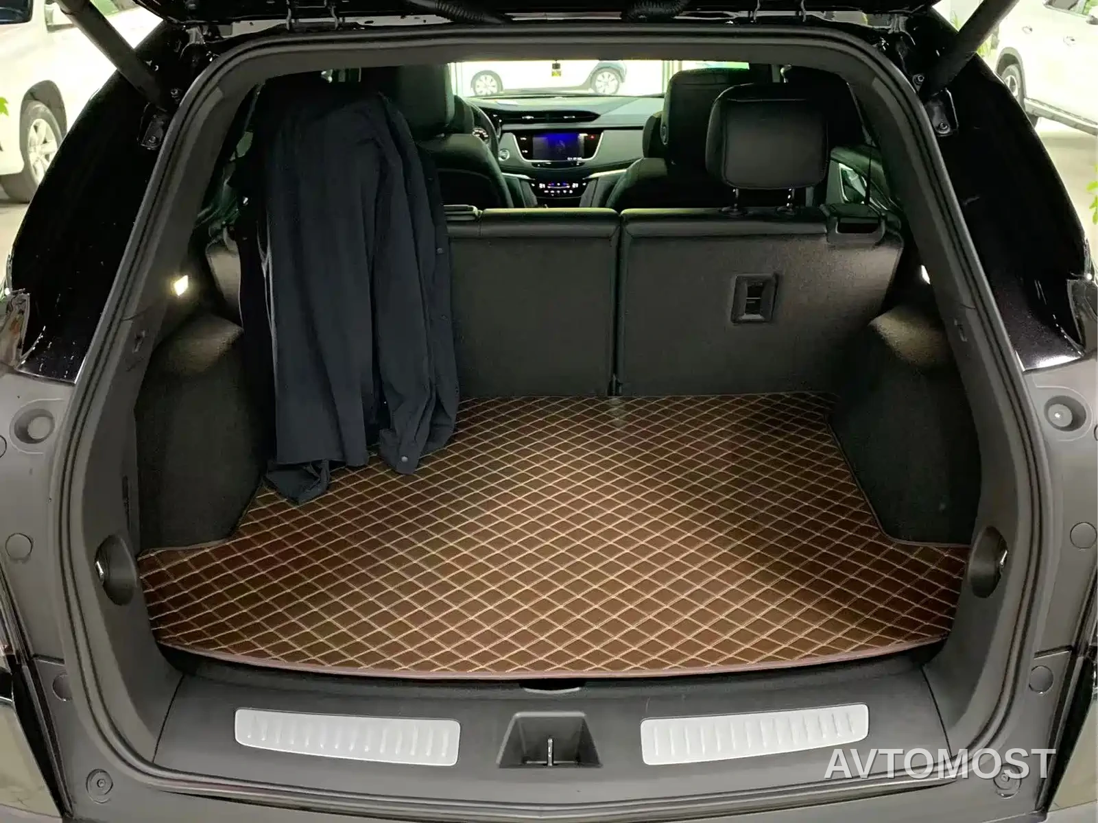 Cadillac XT5 2024 2.0T AWD Luxury (Hummingbird Edition) — фото 11