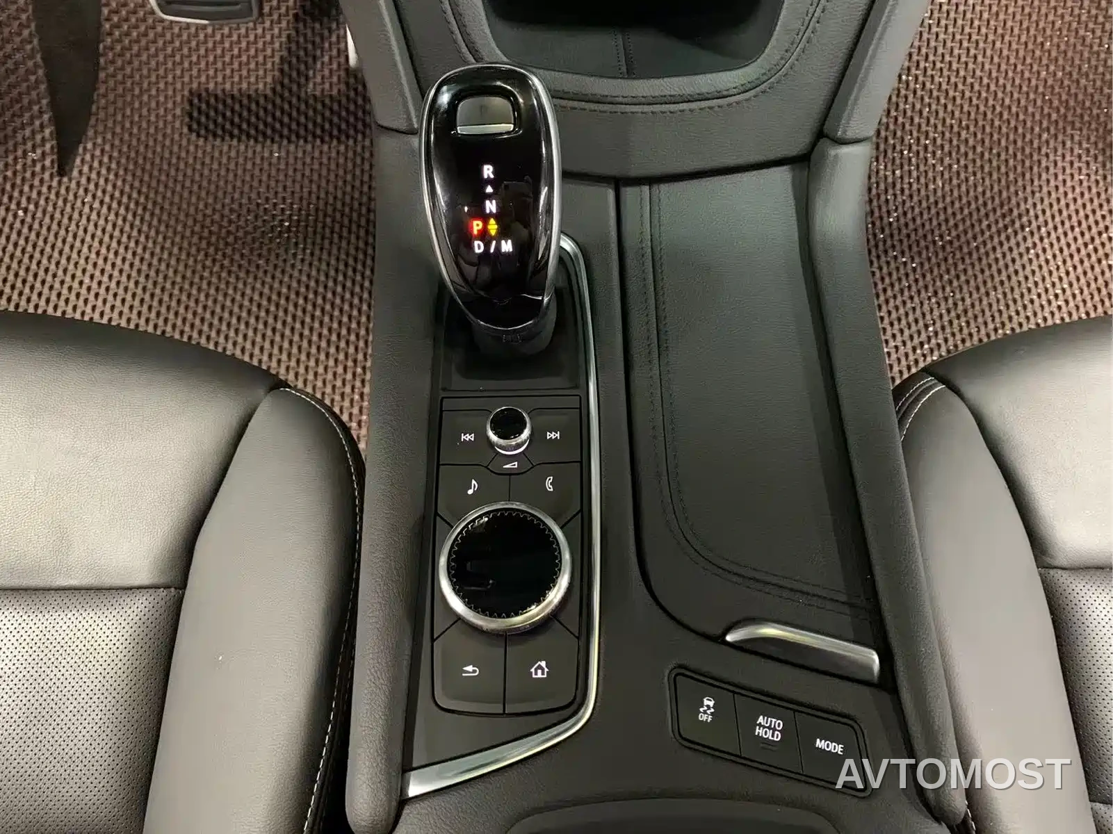 Cadillac XT5 2024 2.0T AWD Luxury (Hummingbird Edition) — фото 14