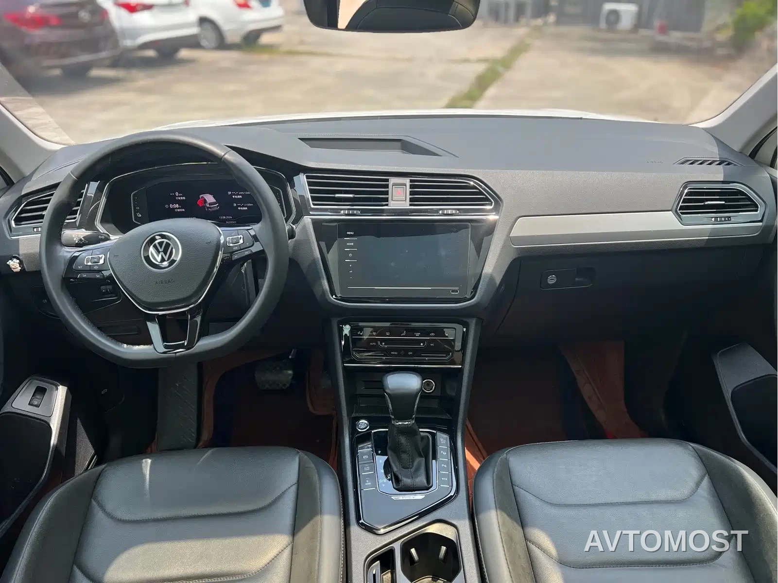 Volkswagen Tiguan L PHEV 2021 430PHEV Plug-in Hybrid Premium — фото 7