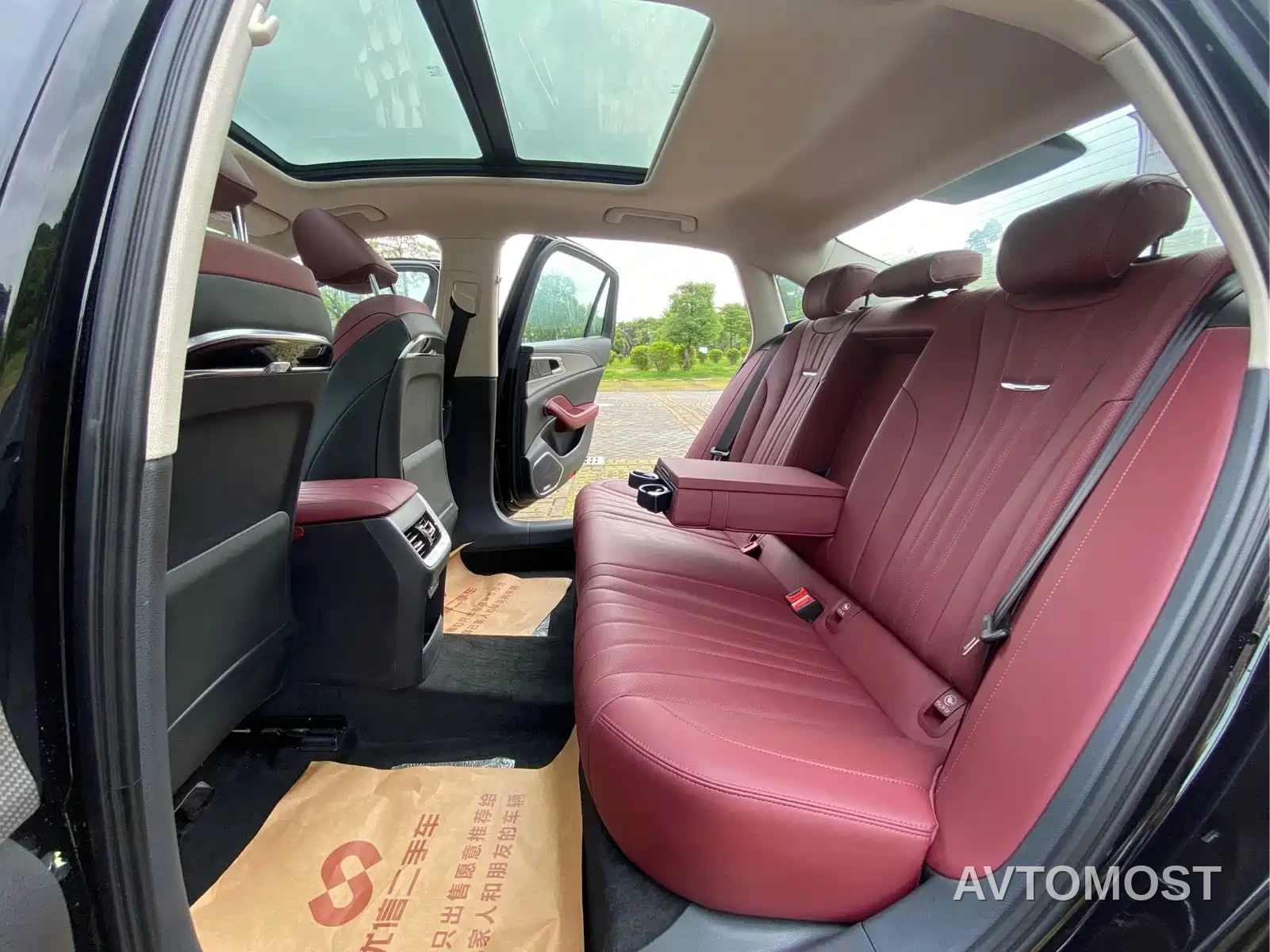 Hongqi H5 2024 1.5T HEV Smart Connect Flag Smooth Edition — фото 14