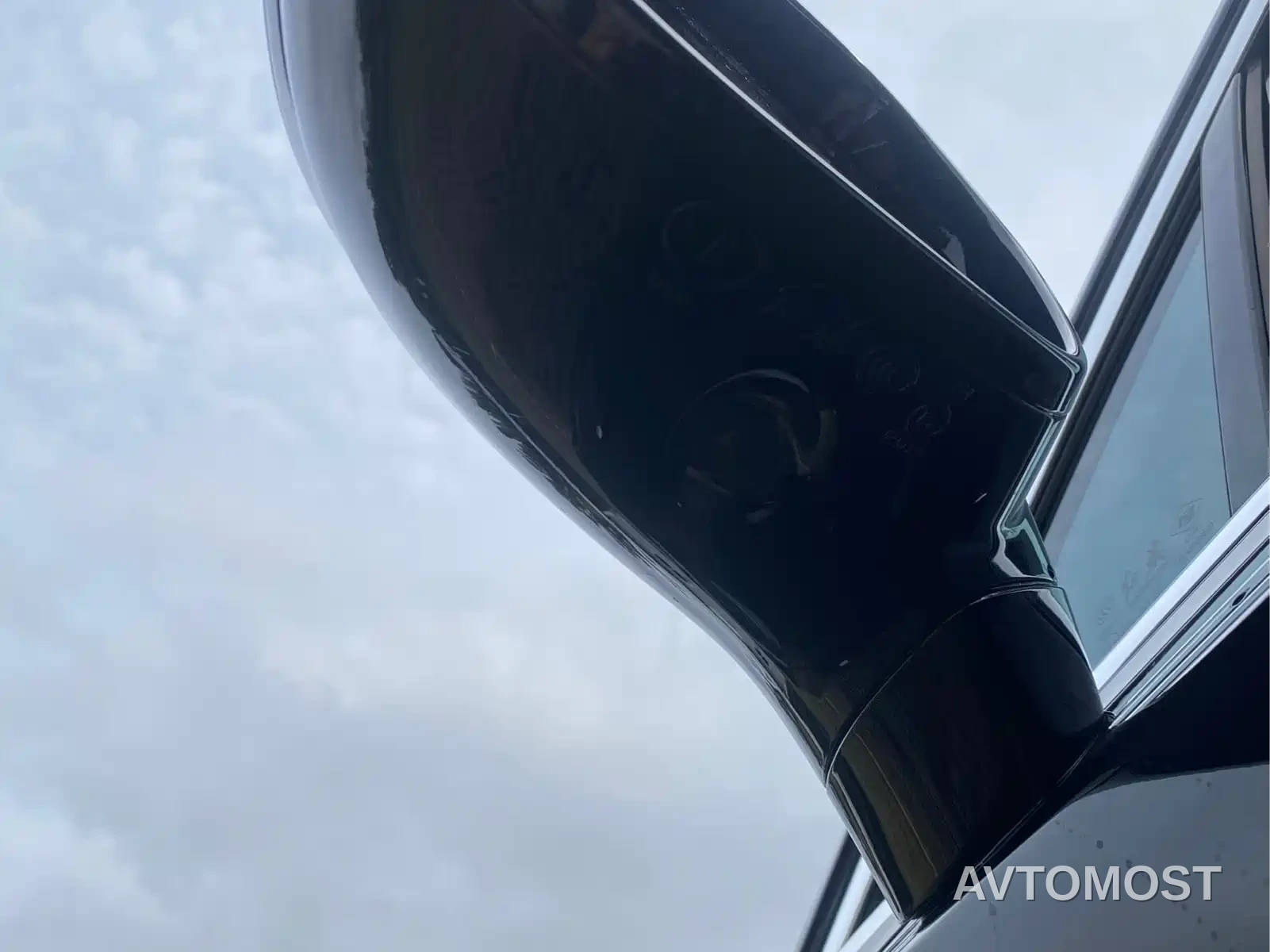 Hongqi H5 2024 1.5T HEV Smart Connect Flag Smooth Edition — фото 22