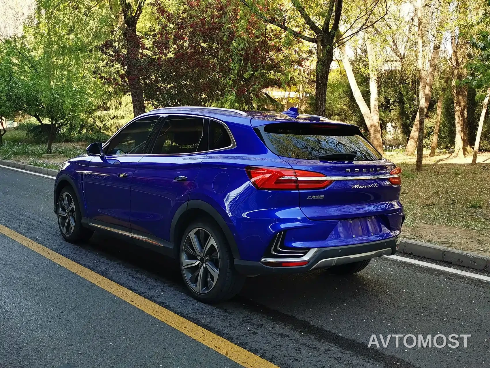 Roewe MARVEL X 2018 Rear-Wheel Drive Version — фото 4