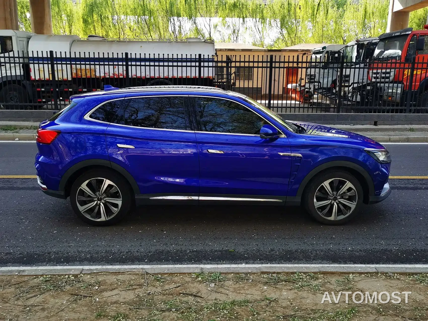 Roewe MARVEL X 2018 Rear-Wheel Drive Version — фото 7