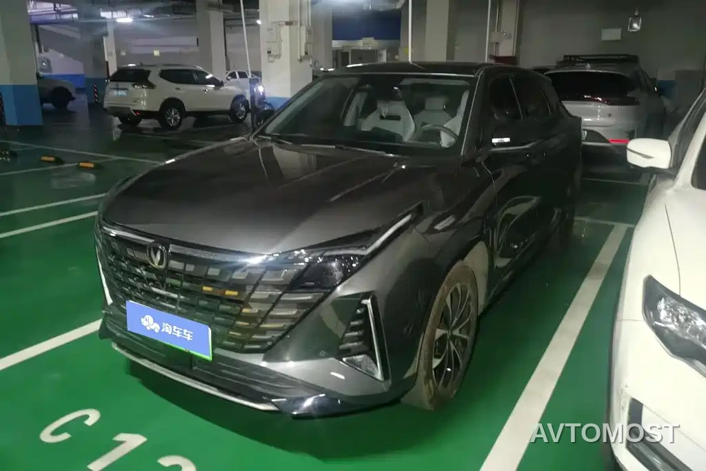 Changan UNI-Z New Energy 2024 Blue Whale iDD 125km Surpassing Edition — фото 1