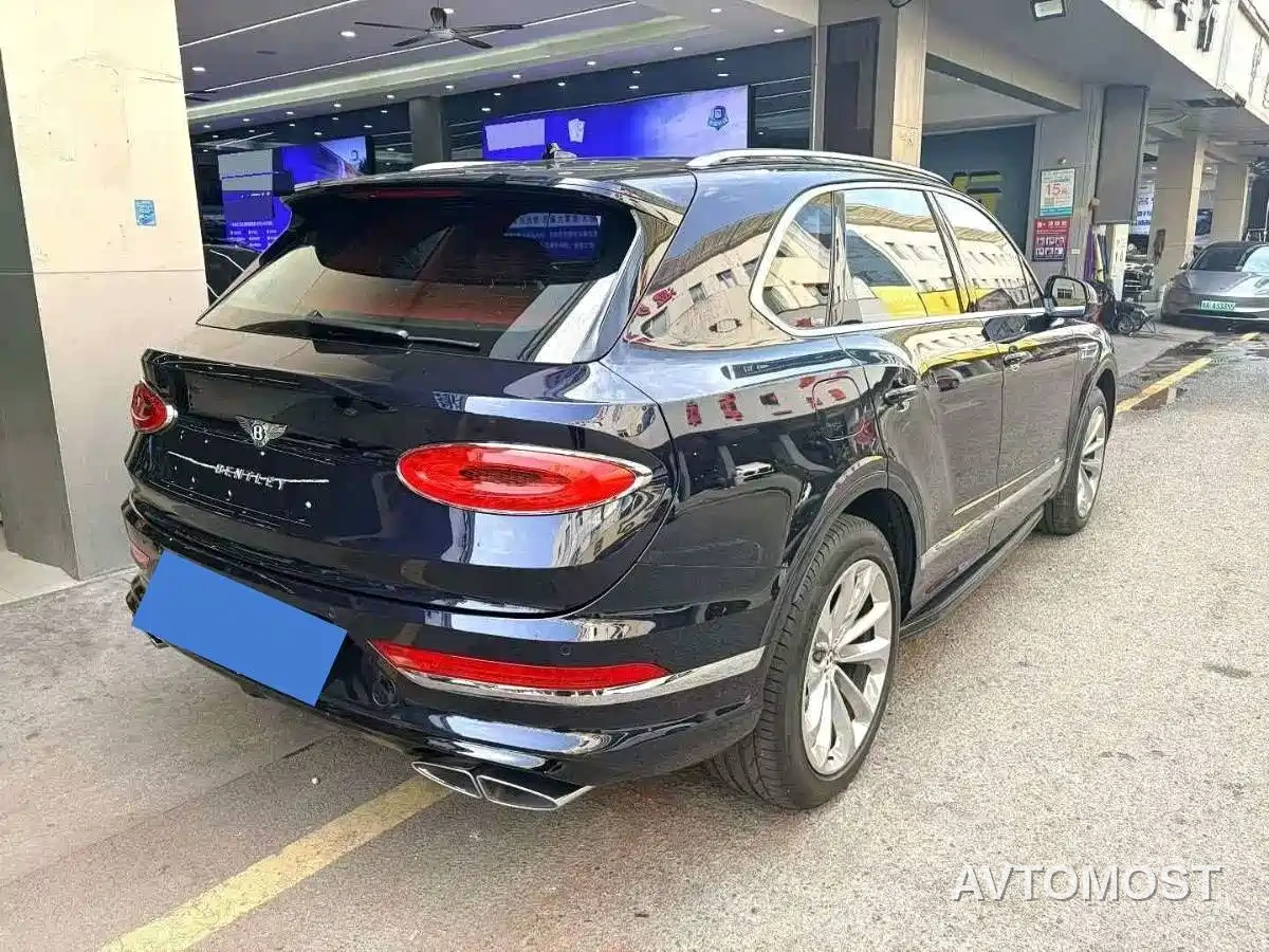 Bentley Bentayga Hybrid 2021 3.0T PHEV — фото 10