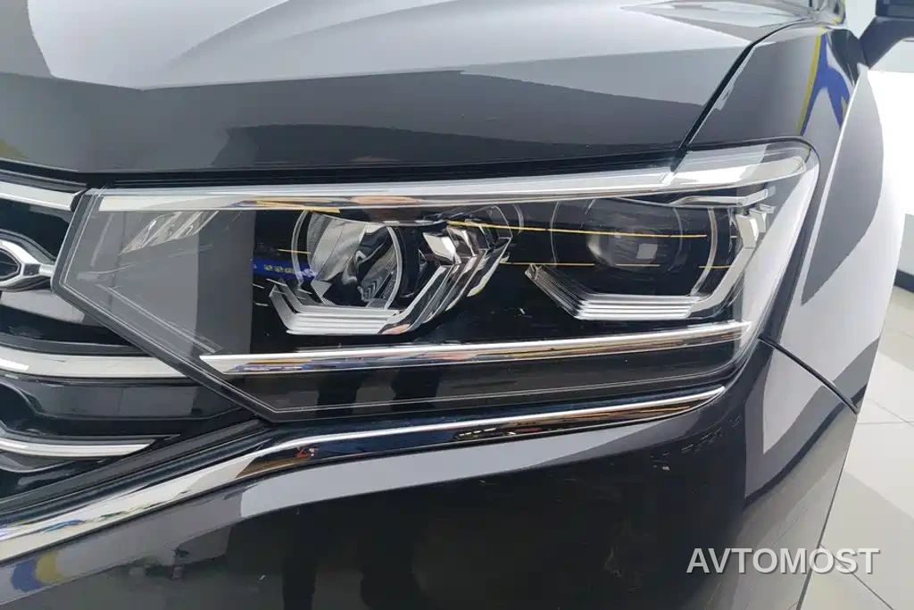 Volkswagen Tayron GTE Plug-in Hybrid 2020 Model 1.4T Luxury — фото 5