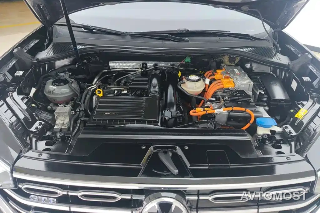 Volkswagen Tayron GTE Plug-in Hybrid 2020 Model 1.4T Luxury — фото 10