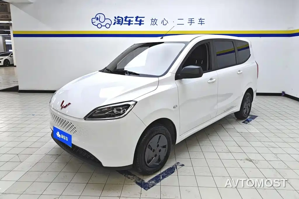 Wuling Hongguang New Energy 2025 Extended-Range Hybrid 50KM Comfort Version — фото 1
