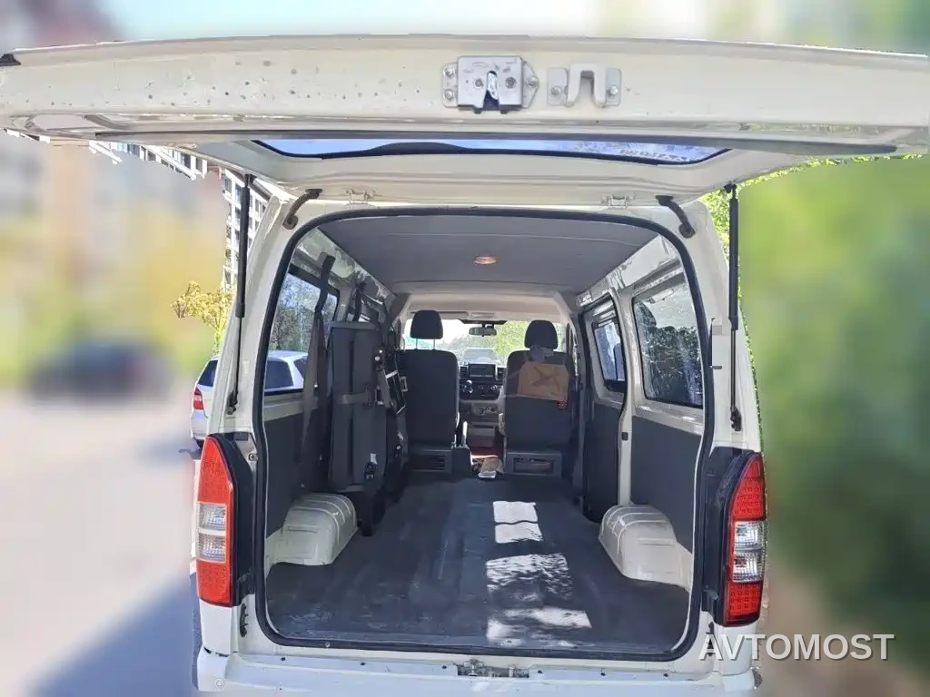 King Long Kaige Hulk 2021 2.0L Changyun Standard 6-seater Flat Roof 1TZS — фото 9