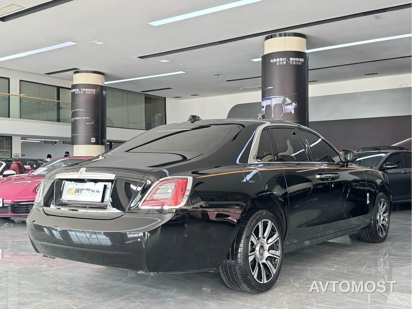 Rolls-Royce Ghost 2024 6.7T Standard Wheelbase — фото 5