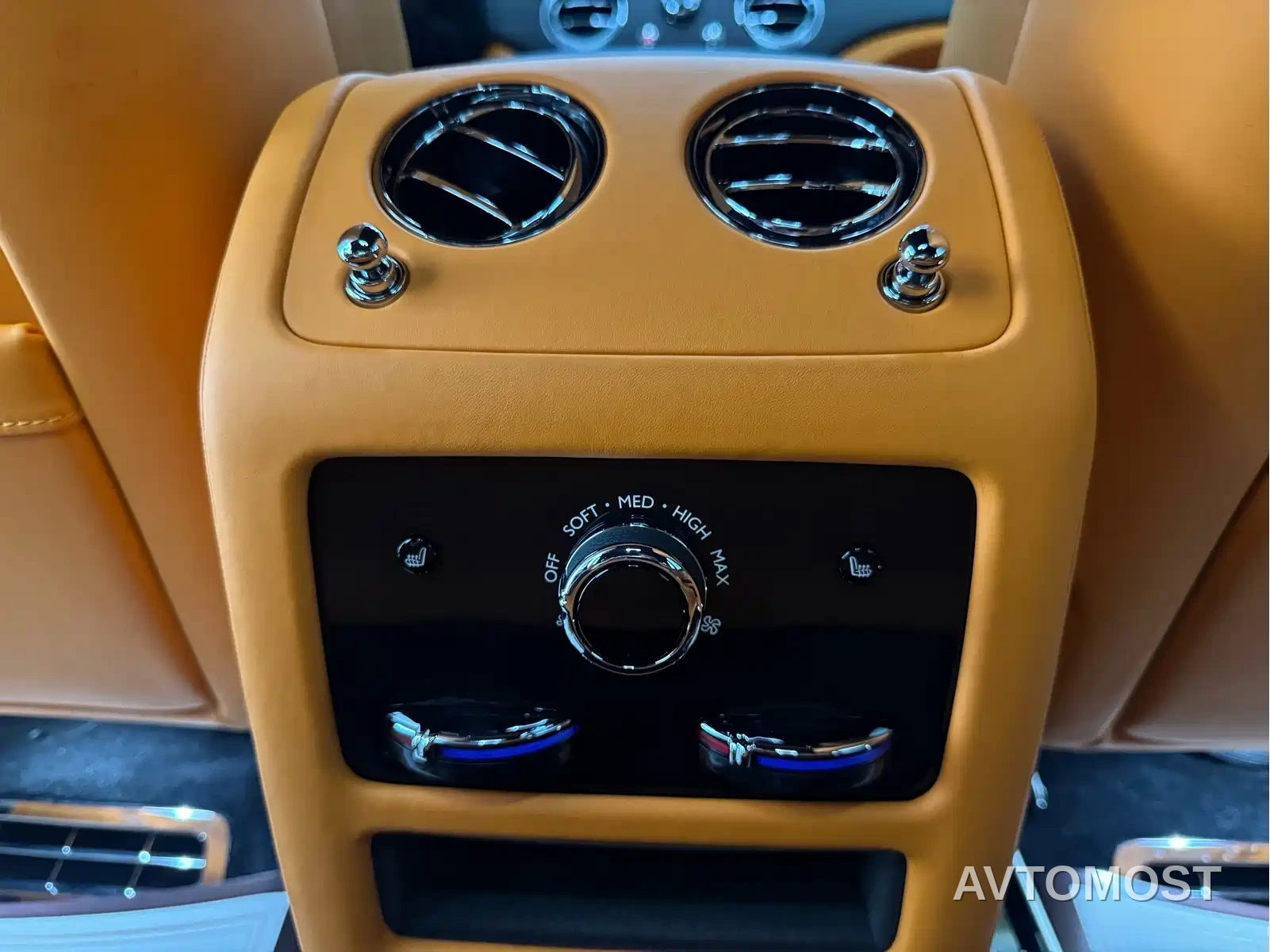 Rolls-Royce Ghost 2024 6.7T Standard Wheelbase — фото 14