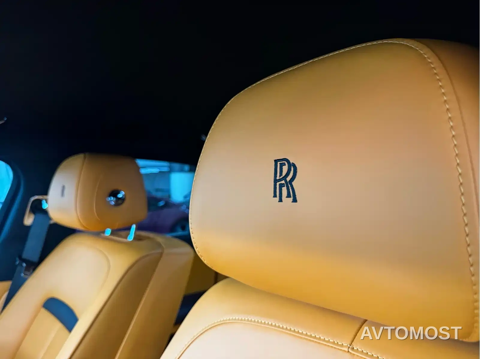 Rolls-Royce Ghost 2024 6.7T Standard Wheelbase — фото 18