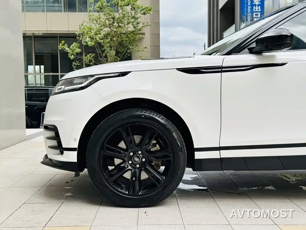 Land Rover Range Rover Velar 2023 250PS Gloss Black Collector's Edition — фото 19