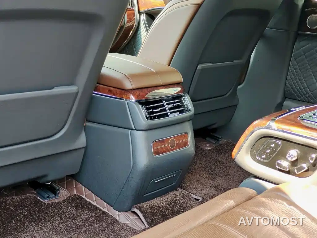Hongqi Guoyao 2022 4.0T Premium Flagship 4-Seater — фото 9