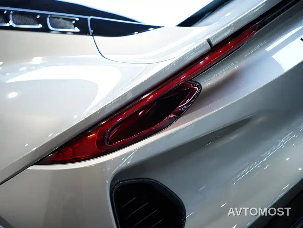 Lotus Cars EMIRA 2022 3.5T V6 Manual First Edition — фото 8