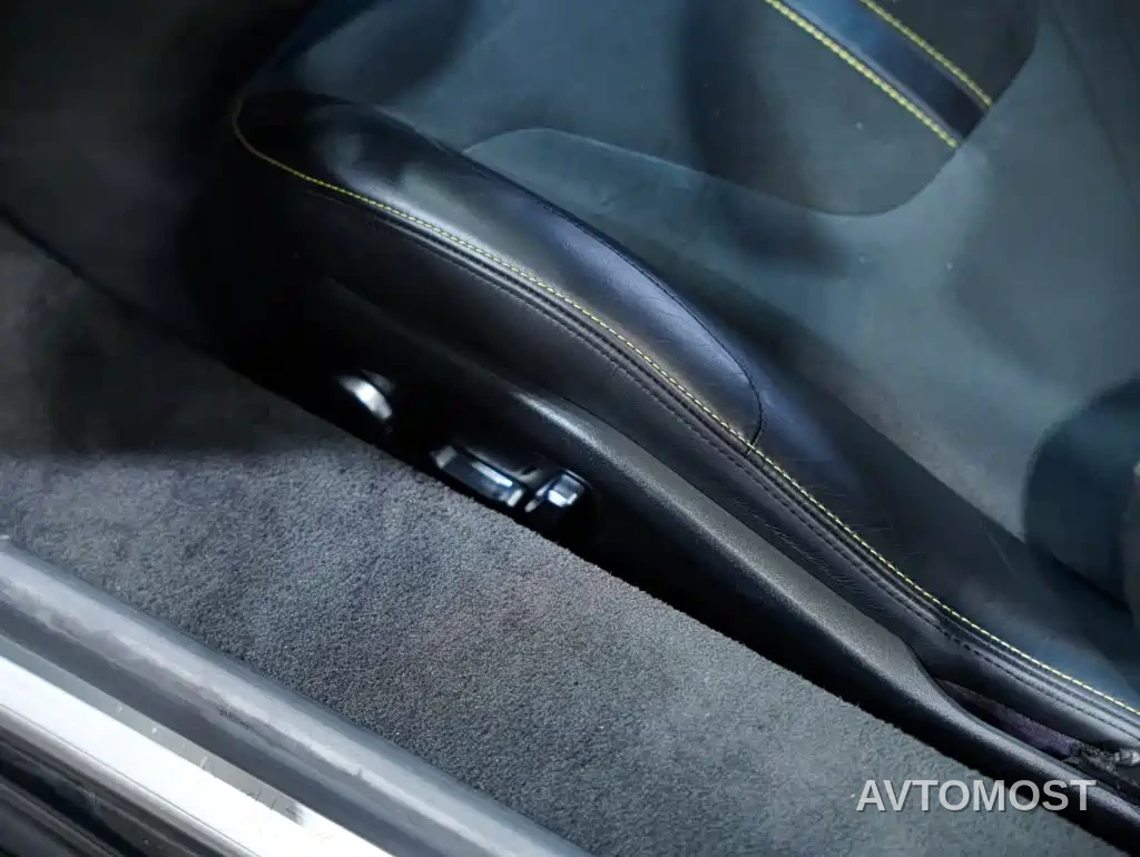 Lotus Cars EMIRA 2022 3.5T V6 Manual First Edition — фото 22