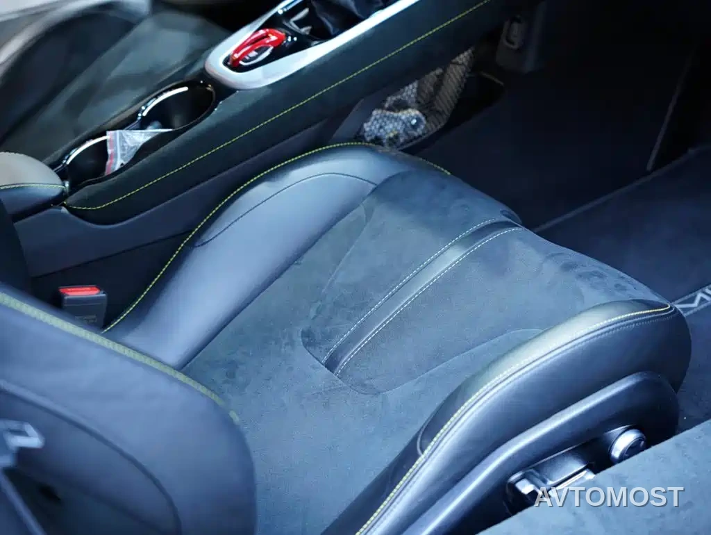 Lotus Cars EMIRA 2022 3.5T V6 Manual First Edition — фото 29