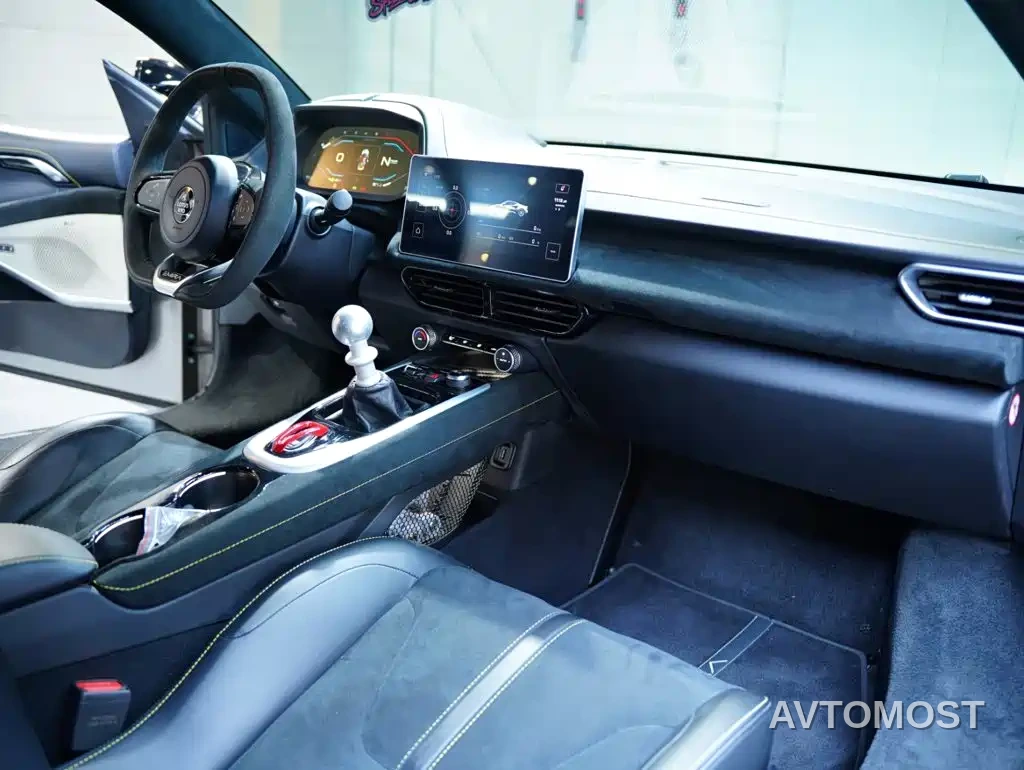 Lotus Cars EMIRA 2022 3.5T V6 Manual First Edition — фото 33
