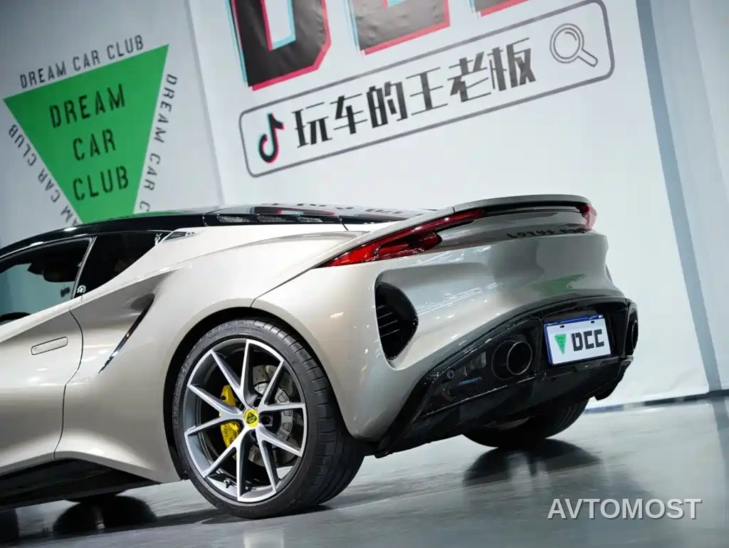 Lotus Cars EMIRA 2022 3.5T V6 Manual First Edition — фото 40
