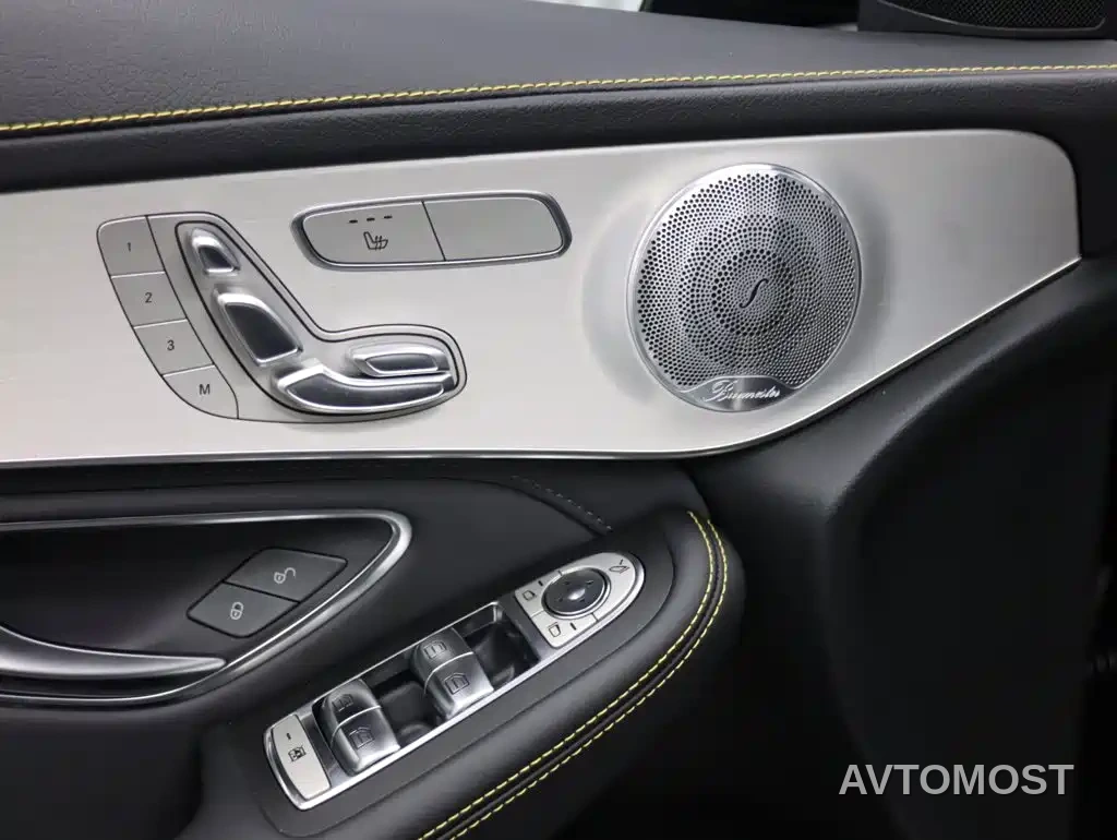 Mercedes-Benz GLC Coupe AMG 2020 AMG GLC 63 S 4MATIC+ Coupe SUV — фото 6
