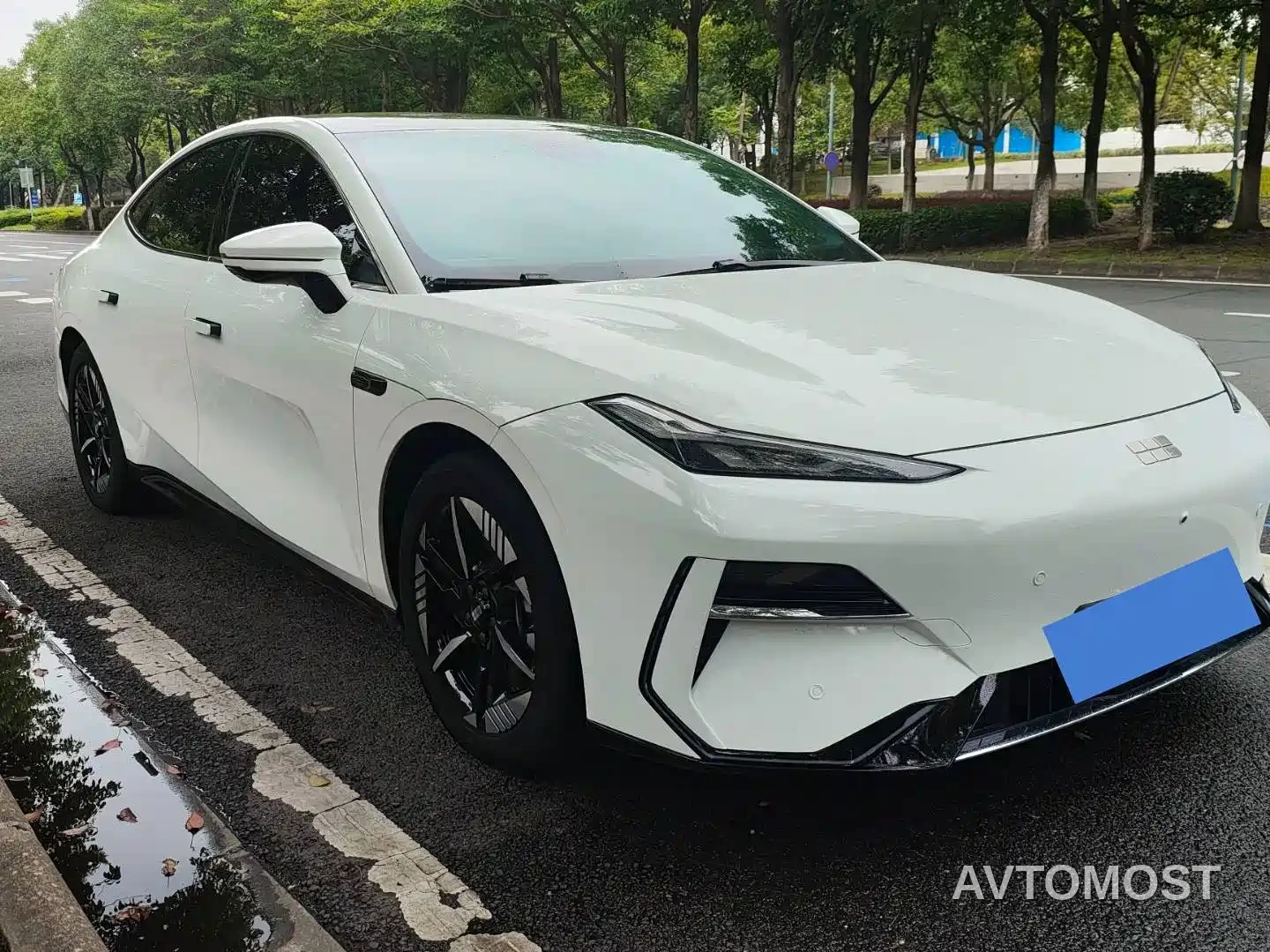 Geely Galaxy E8 2024 Model 550km RWD Soaring Dragon Edition — фото 3