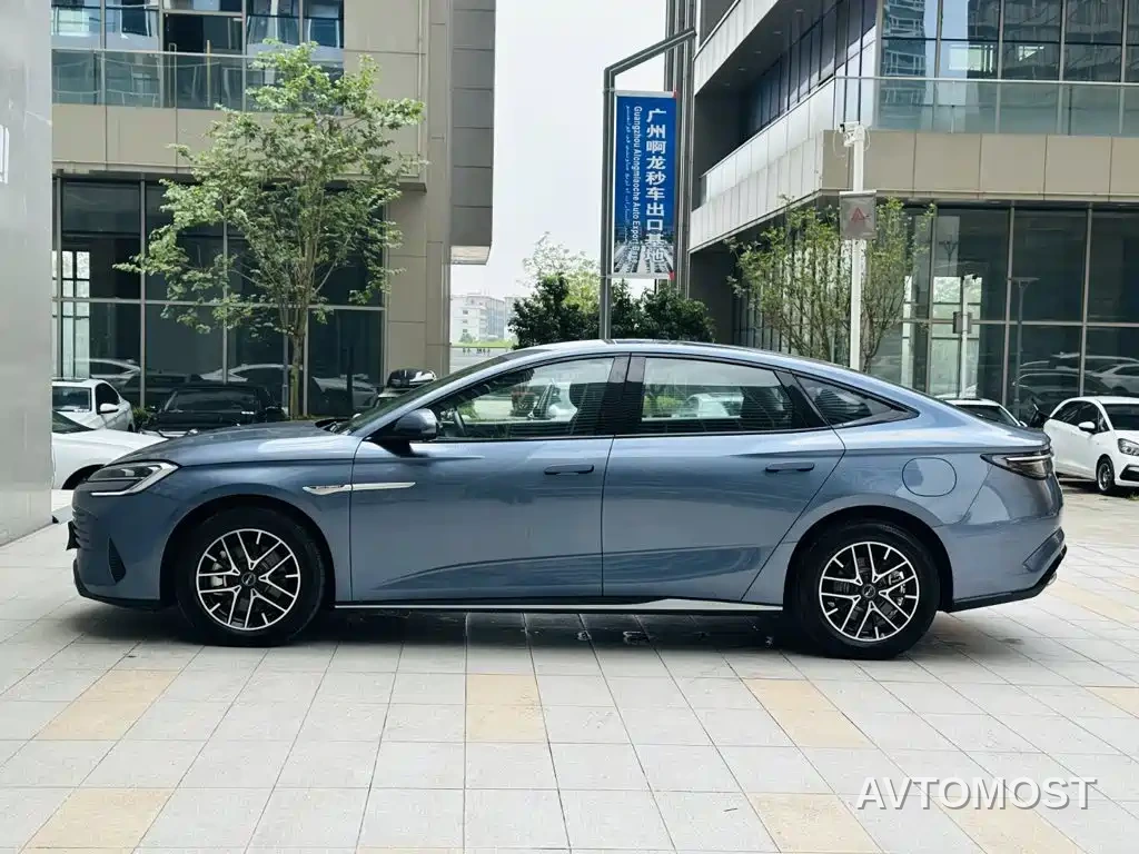 BYD Seal 07 DM-i 2025 DM-i 1.5L 70km Elite — фото 3