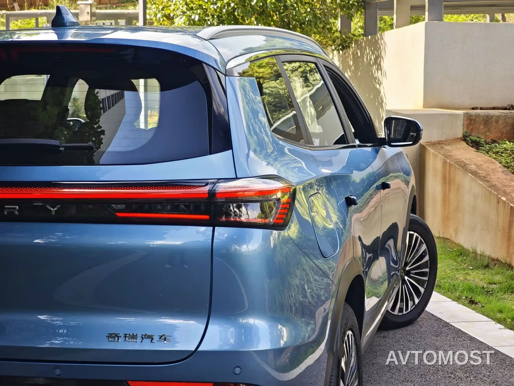 Chery Tiggo 8 PLUS C-DM 2025 1.5T 116km Premium 5-Seater — фото 8