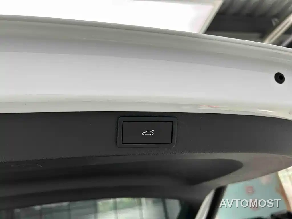 Škoda Karoq 2025 TSI280 Luxury Edition — фото 18