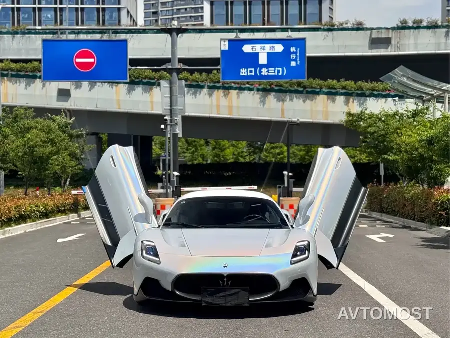 Maserati MC20 2020 3.0T Standard Edition