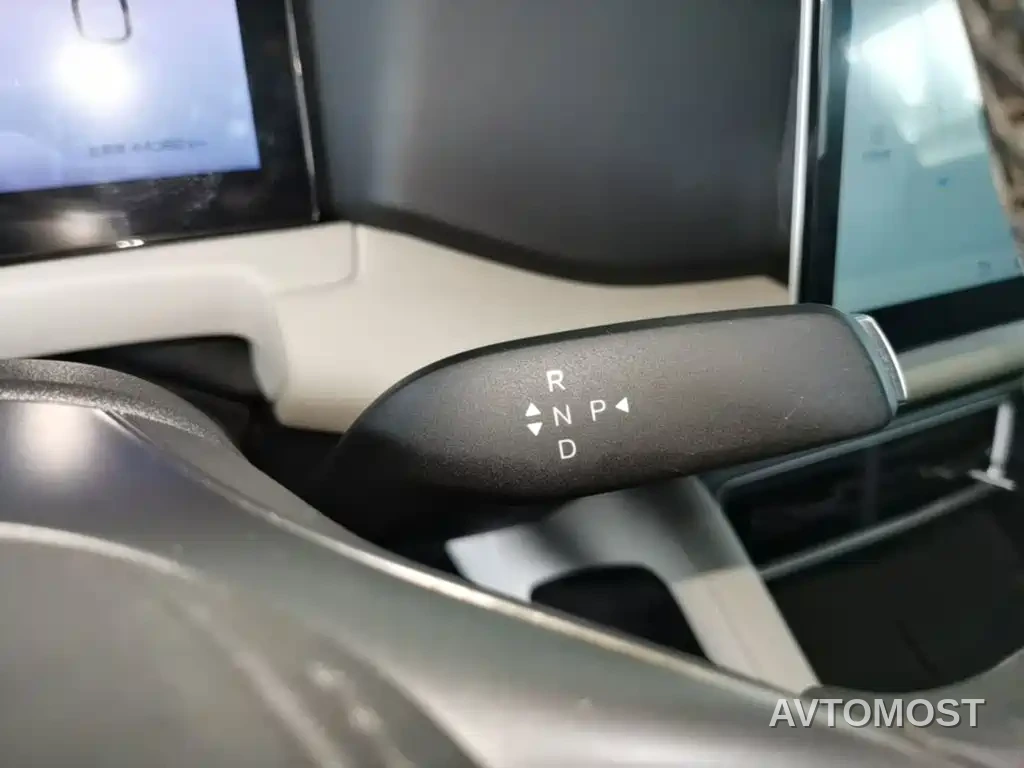BYD Yuan UP 2025 Model 301KM Navigator — фото 6