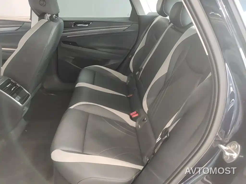 Volkswagen ID.7 VIZZION 2024 Launch Edition — фото 13
